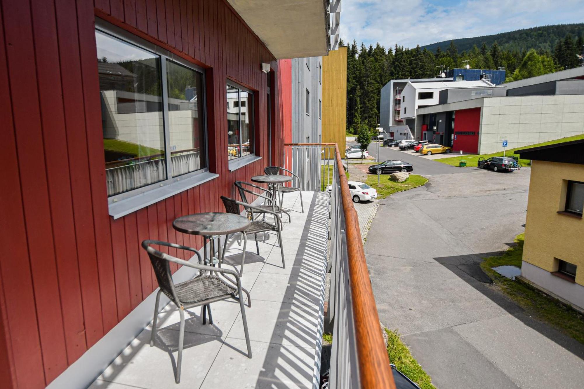 Apartmany Ados Harrachov Eksteriør bilde